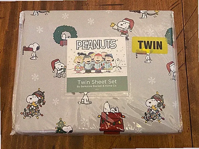 3pc Berkshire Peanuts TWIN Sheet Christmas Set with Snoopy Woodstock NEW