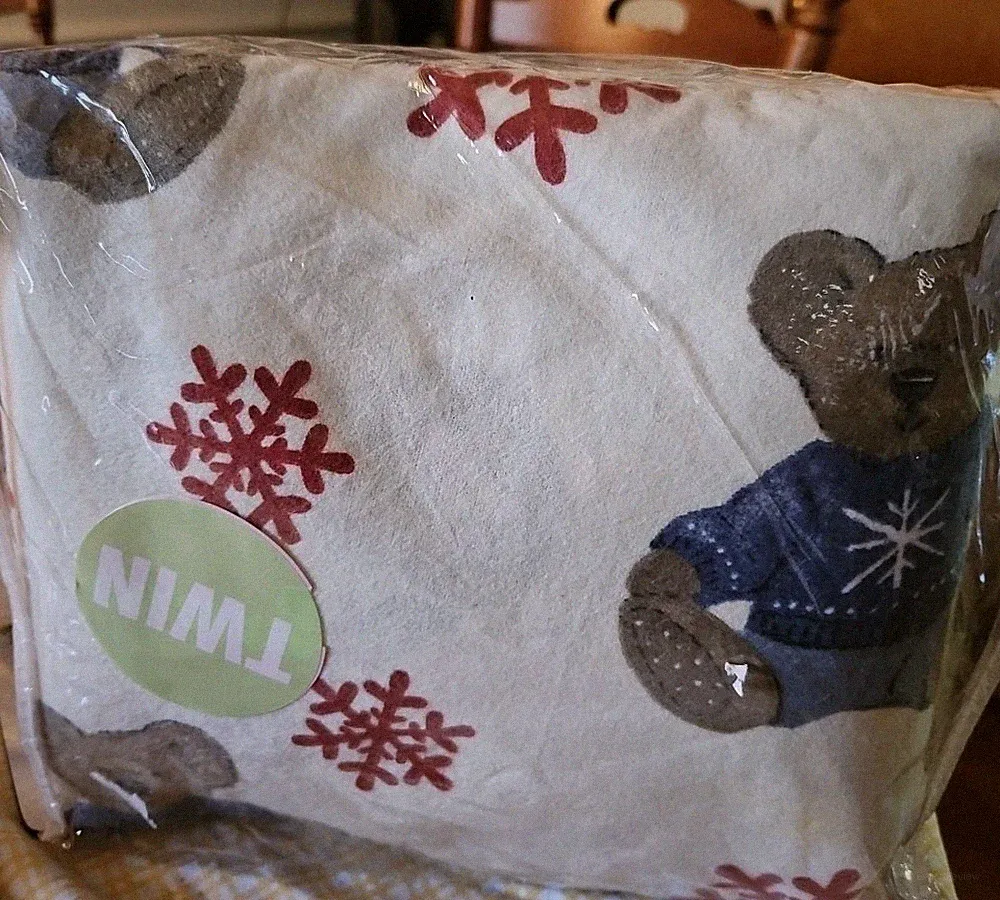 Christmas Winter Teddy Bears Snowflakes Twin Flannel Sheet Set 3 Piece - New