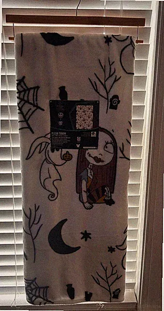 Disney Nightmare Before Christmas Plush Throw Blanket 50in x 70in 100% Polyester