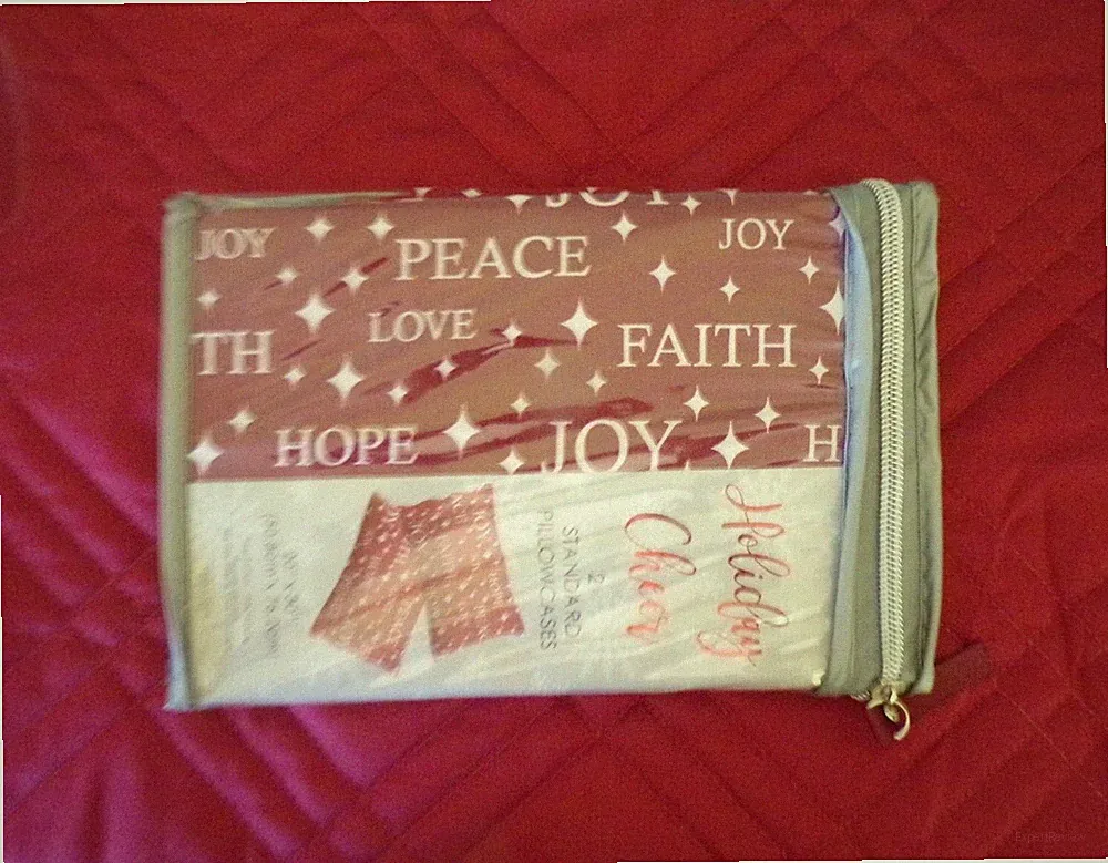 HOLIDAY CHEER Christmas Pillowcases Set Of 2 Standard Peace Faith Hope Joy Love