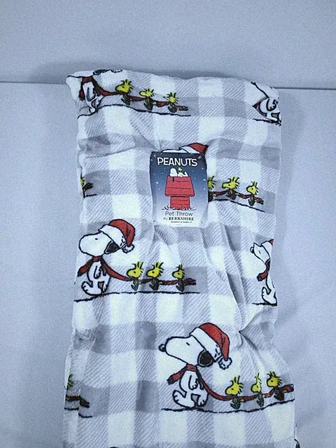 Peanuts New 2025 Berkshire 60in x 70in Pet Throw Blanket Snoopy Christmas Theme