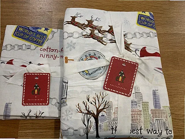 Pottery Barn Elf Sheet Set - Twin / Twin XL - 3 Pillowcase - Holiday Bedding NEW