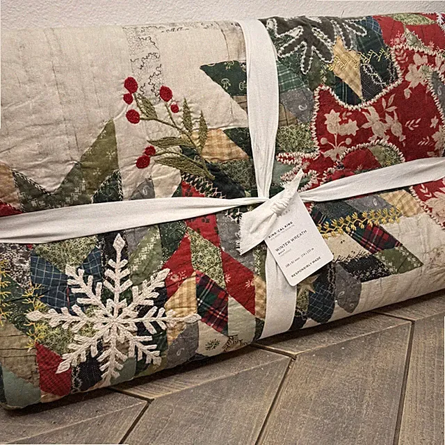 POTTERY BARN WINTER WREATH REVERSIBLE KING QUILT HANDCRAFTED CHRISTMAS BEDDING
